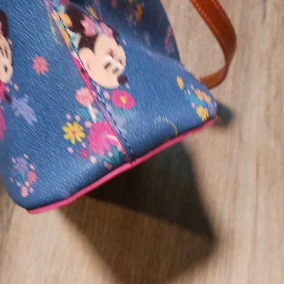 Disney Minnie Donney And Bourke - Picture 8 of 16